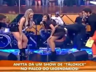 Mc anitta ensina o quadradinho - bumbum pulsando