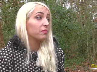 Oldnanny - brits grown en blondine in lesbo actie | xhamster