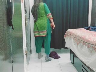 Phallus Flash to Real Maid very first-rate Pakistani enchanting Maid. | xHamster