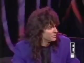 Donald Trump Talks About His x rated clip with Howard Stern 1993