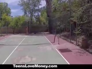 Teenslovemoney тенис уличница чука за пари в брой