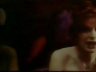 Le bordel 1974: ingyenes x cseh trágár csipesz film 47