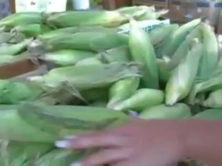 Vegetables মেয়ে