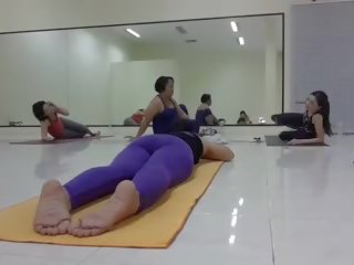 Yoga class: aýaly & betje eje hd ulylar uçin movie show 59